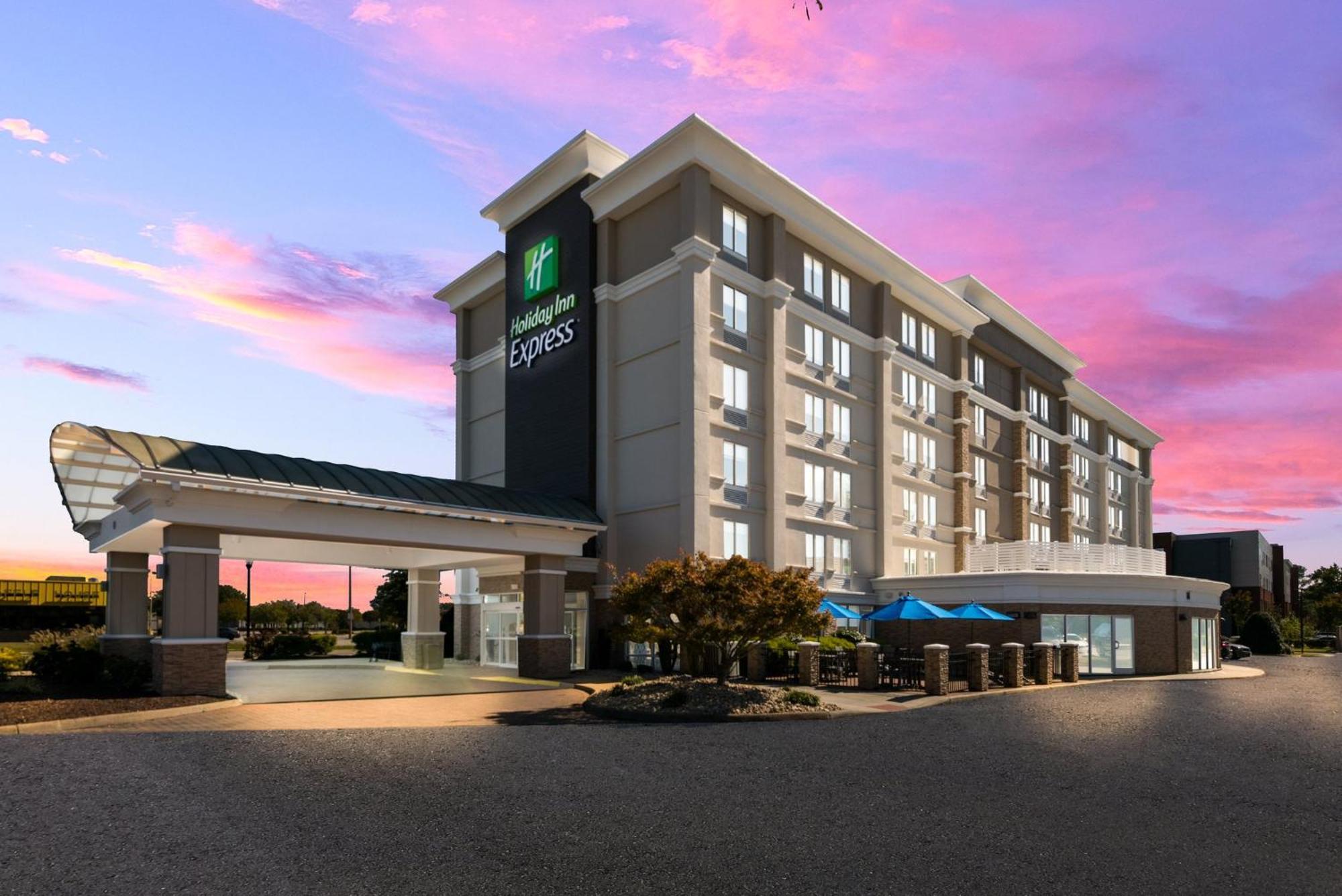 Express Hotels- By Ihg 2*