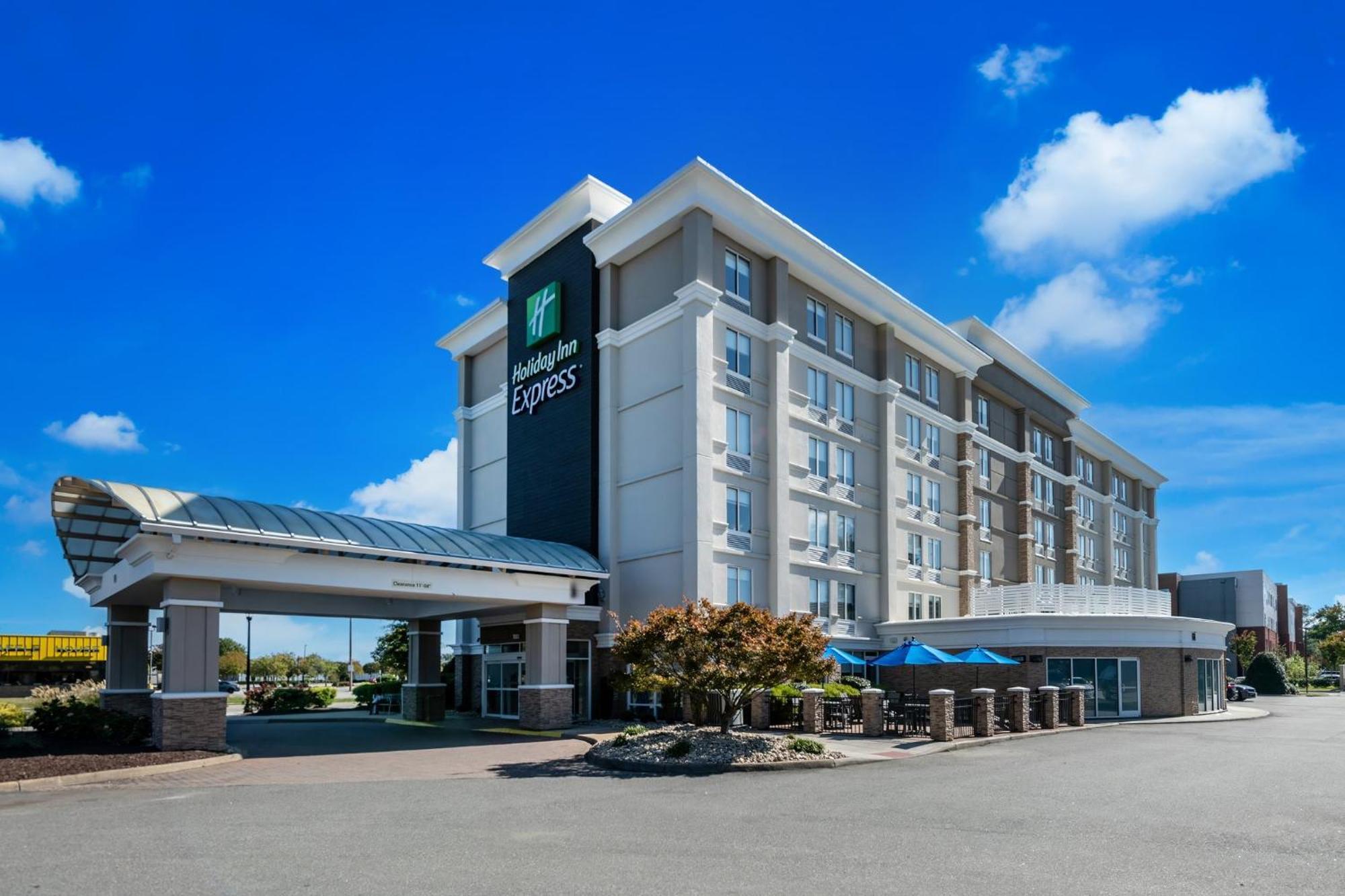 Express Hotels- By Ihg