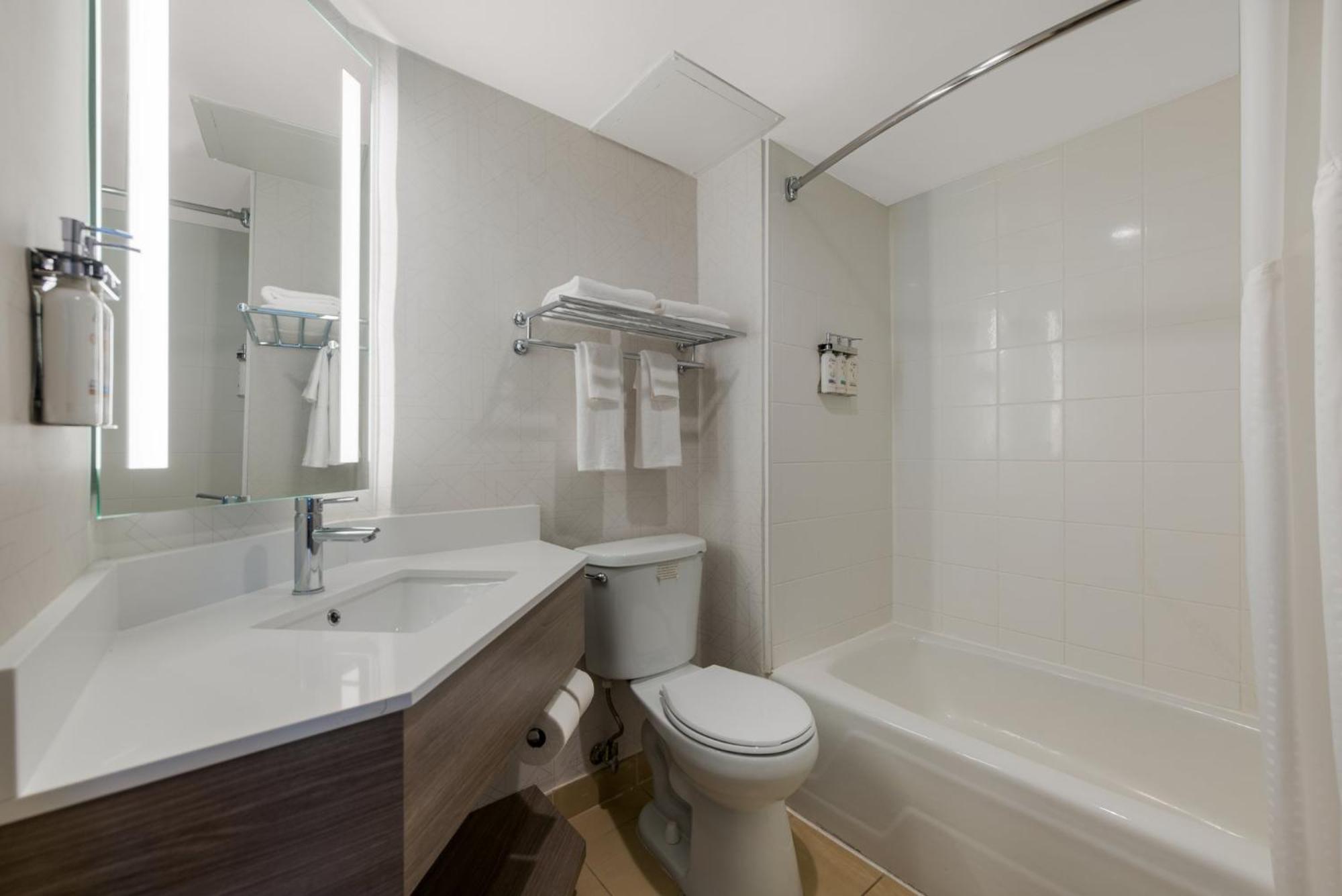 Express Hotels- By Ihg