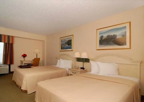 Hotel Express Hotels- By Ihg Hampton