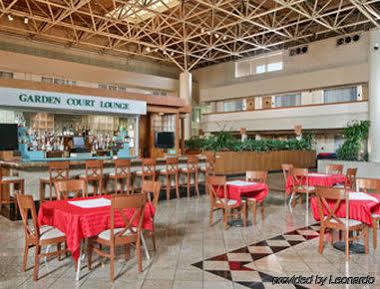 Express Hotels- By Ihg 2* Hampton