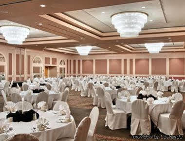 Express Hotels- By Ihg Hotel 2*