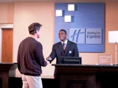 Hotel Express Hotels- By Ihg Hampton