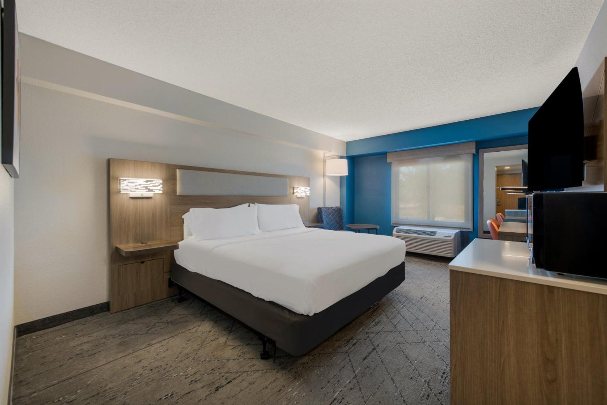 Hotel Express Hotels- By Ihg Hampton