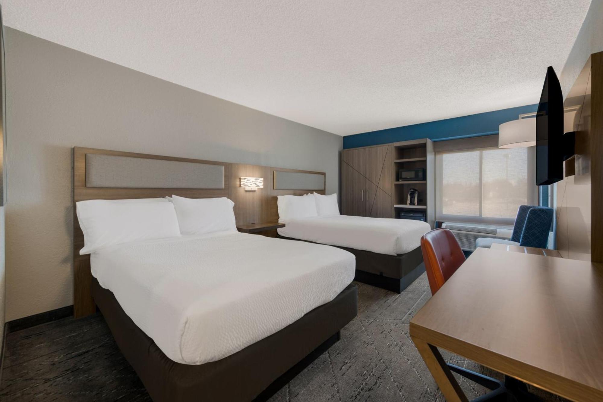 Hotel Express Hotels- By Ihg Hampton